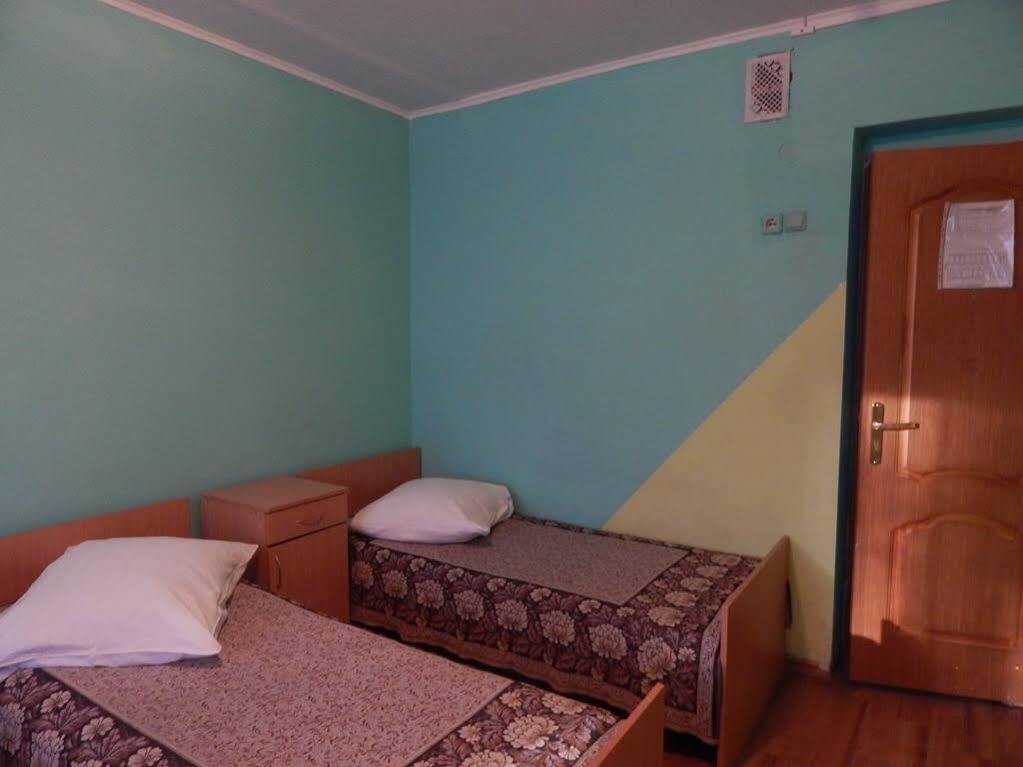 Kupalinka Hotel Grodno Exterior photo